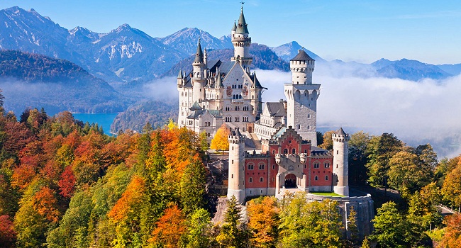 The 6 most beautiful cities to visit in autumn