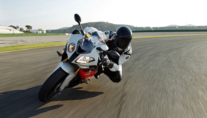 5 MYTHS FOR EVERY MOTORBIKES RIDER