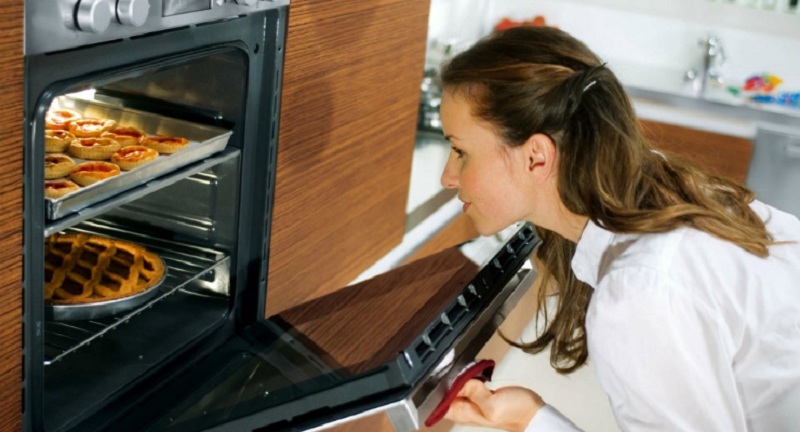 Clean The Oven Without Difficulty And Without Harm!