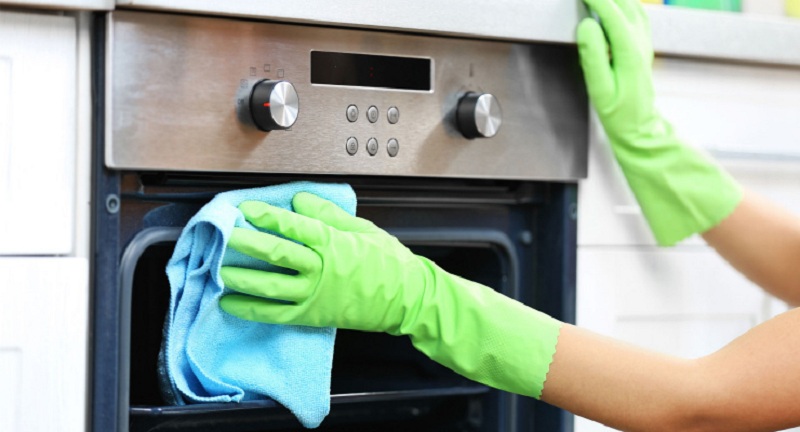 Clean The Oven Without Difficulty And Without Harm!