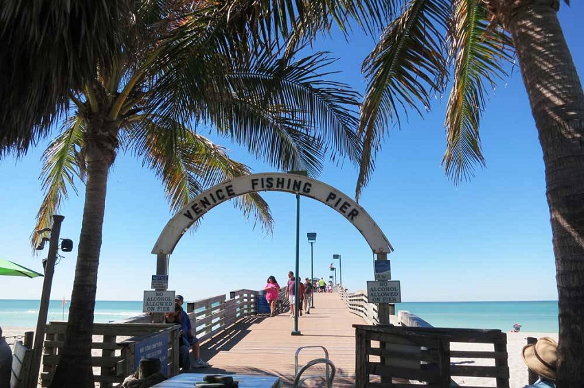 Take a Relaxing Trip to Venice Florida